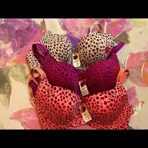 🎀Lacy women’s leopard Design sexy pus up Bras 36C